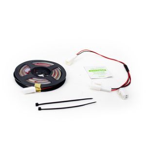 Bande LED d'éclairage de coffre montée dans le couvercle de coffre d'une Mazda MX5